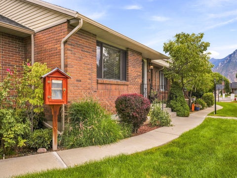 Tiny photo for 1767 COBBLESTONE DR, Provo, UT 84604 (MLS # 2182934)