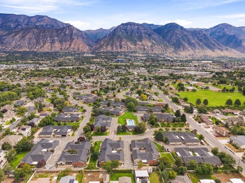 Tiny photo for 1767 COBBLESTONE DR, Provo, UT 84604 (MLS # 2182934)