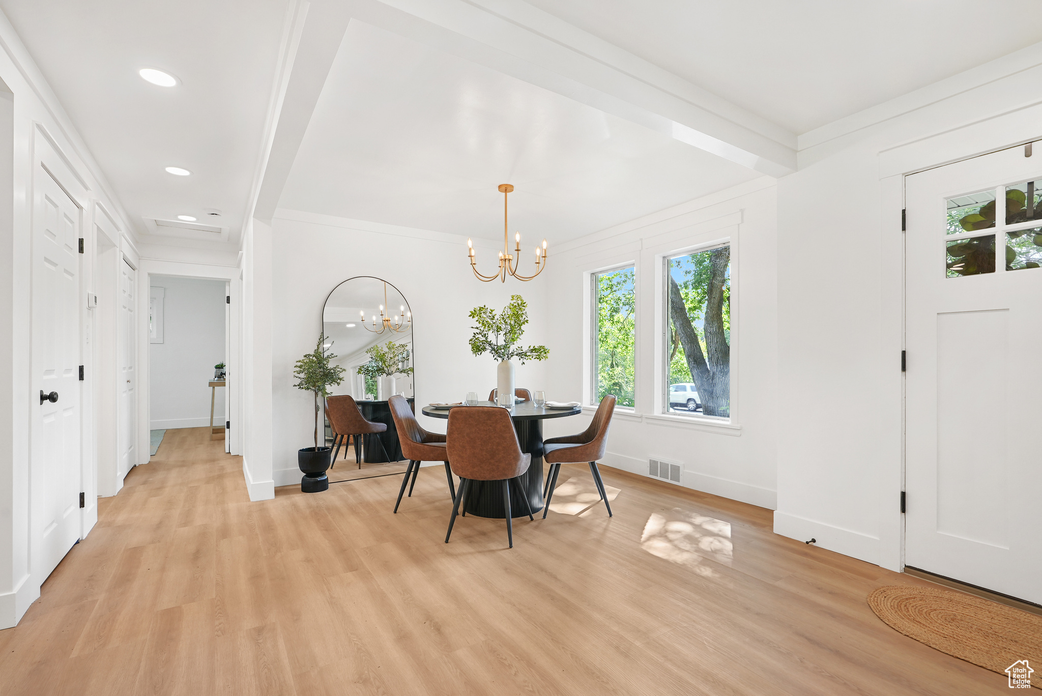 UPLAND TERRA - Residential