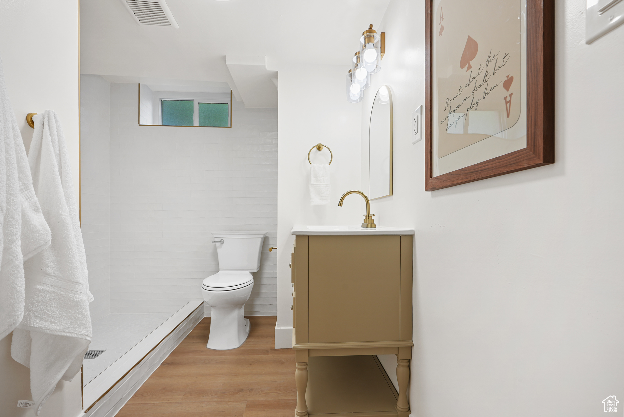 UPLAND TERRA - Residential