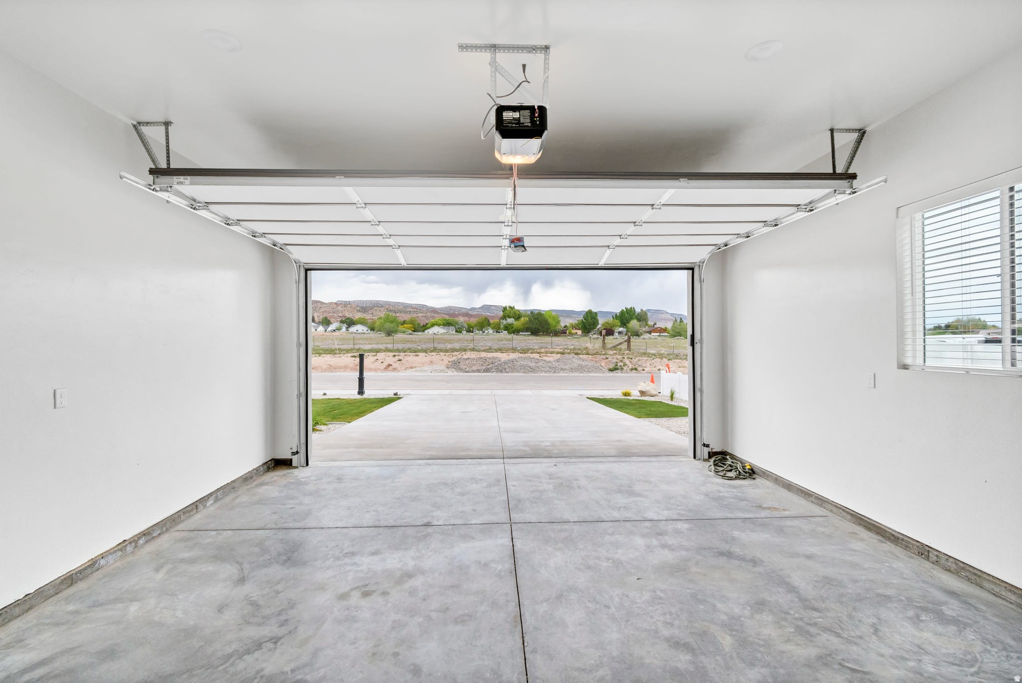 TOK DEVELOPMENT - Residential Income