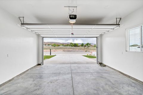 Tiny photo for 977 W 1080 S, Richfield, UT 84701 (MLS # 2140956)