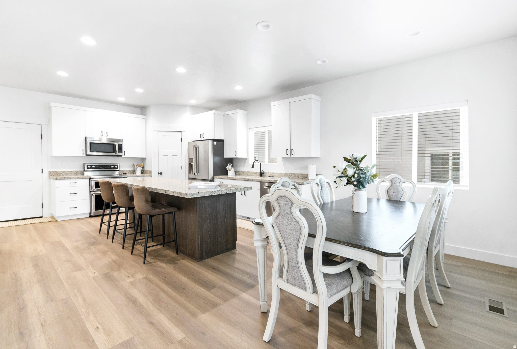 TOK DEVELOPMENT - Residential Income