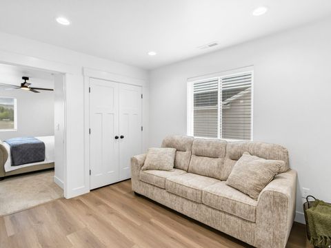 Tiny photo for 977 W 1080 S, Richfield, UT 84701 (MLS # 2140956)