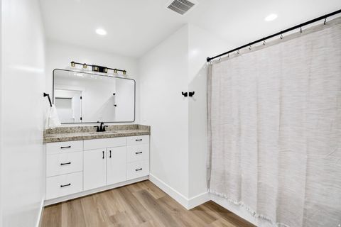 Tiny photo for 977 W 1080 S, Richfield, UT 84701 (MLS # 2140956)