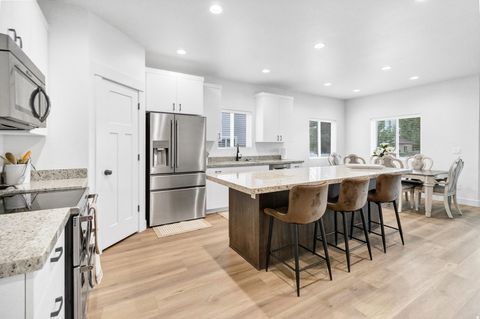 Tiny photo for 977 W 1080 S, Richfield, UT 84701 (MLS # 2140956)