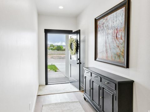Tiny photo for 977 W 1080 S, Richfield, UT 84701 (MLS # 2140956)