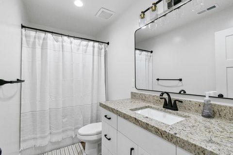 Tiny photo for 977 W 1080 S, Richfield, UT 84701 (MLS # 2140956)