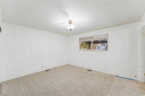 Tiny photo for 664 N 300 E, Kaysville, UT 84037 (MLS # 2121047)