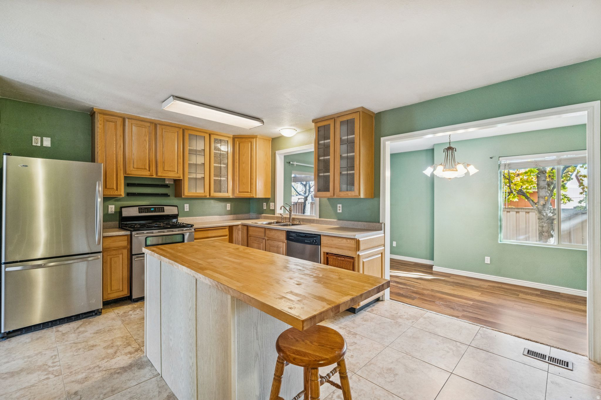 FAIRFIELD FARM ESTATES - Residential