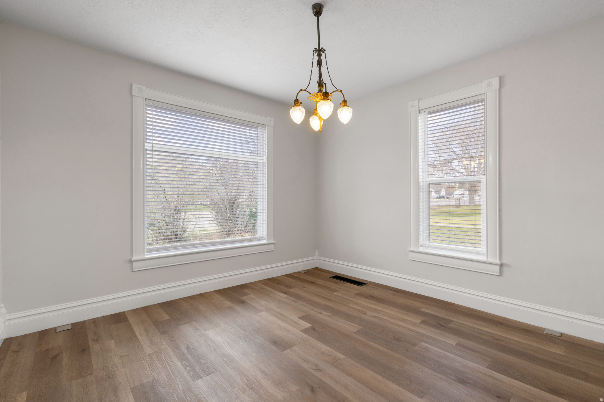 DAILEY MINOR - Residential Lease