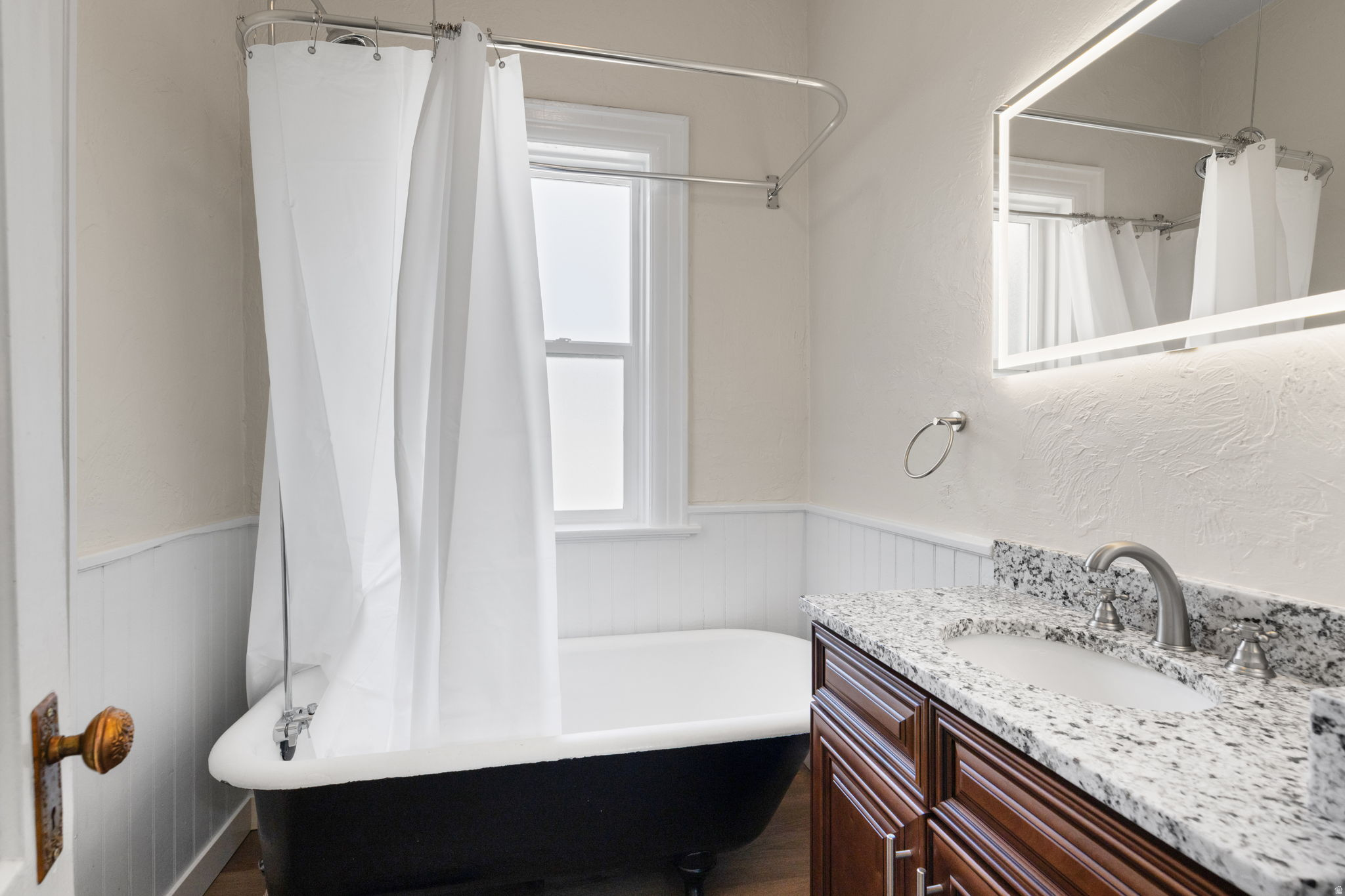 DAILEY MINOR - Residential Lease