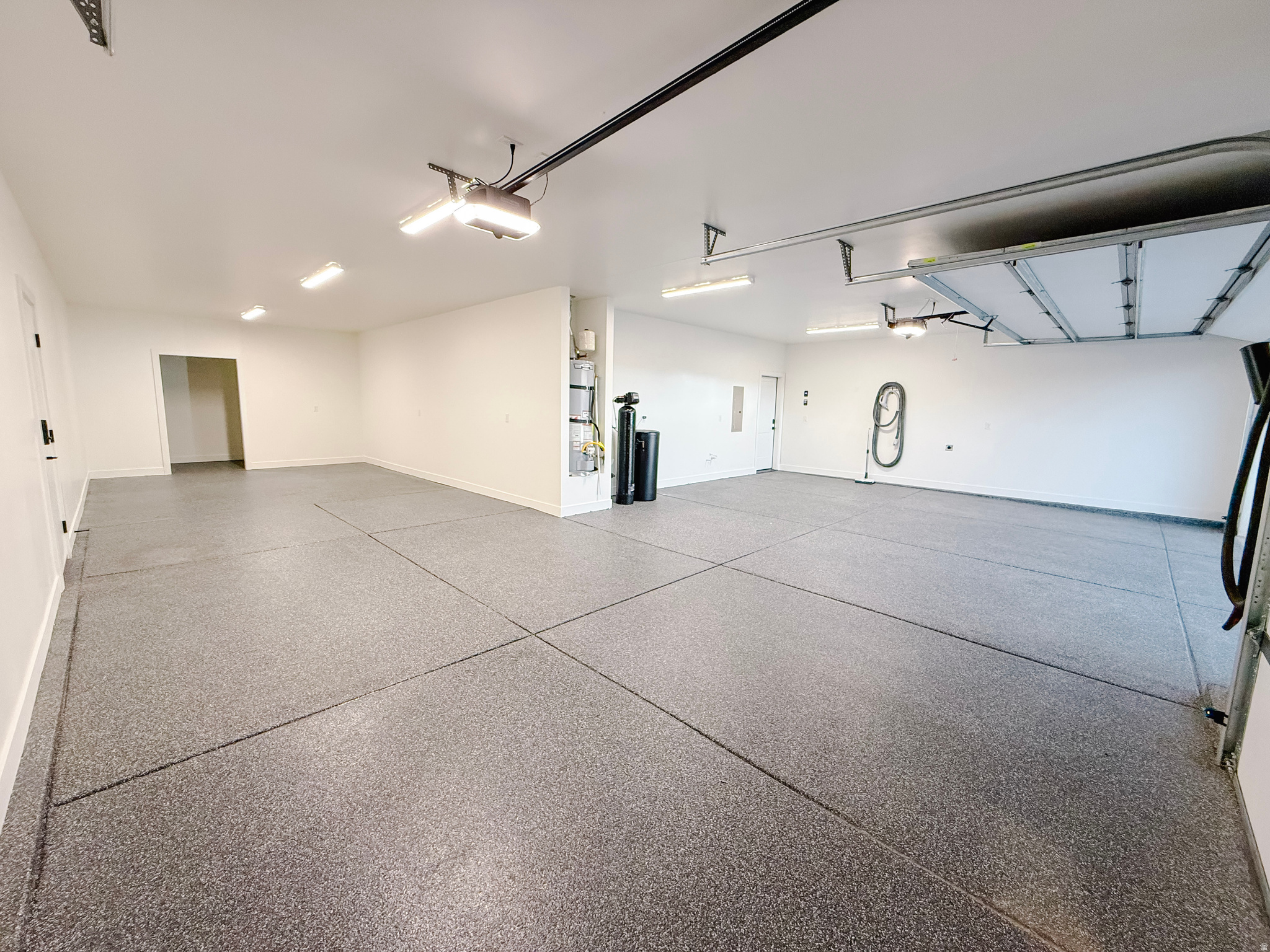 MESA VIEWS AT TRAIL RIDGE ESTATES - Residential