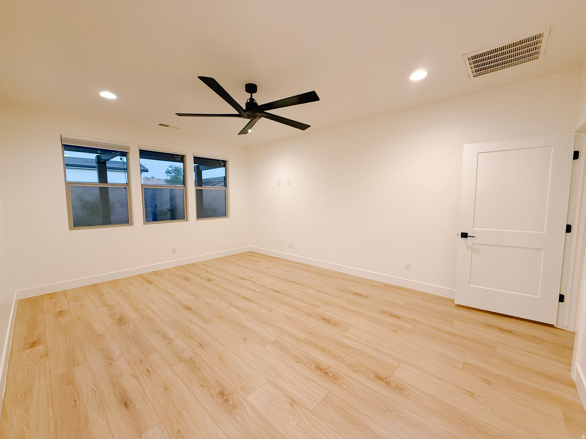 MESA VIEWS AT TRAIL RIDGE ESTATES - Residential