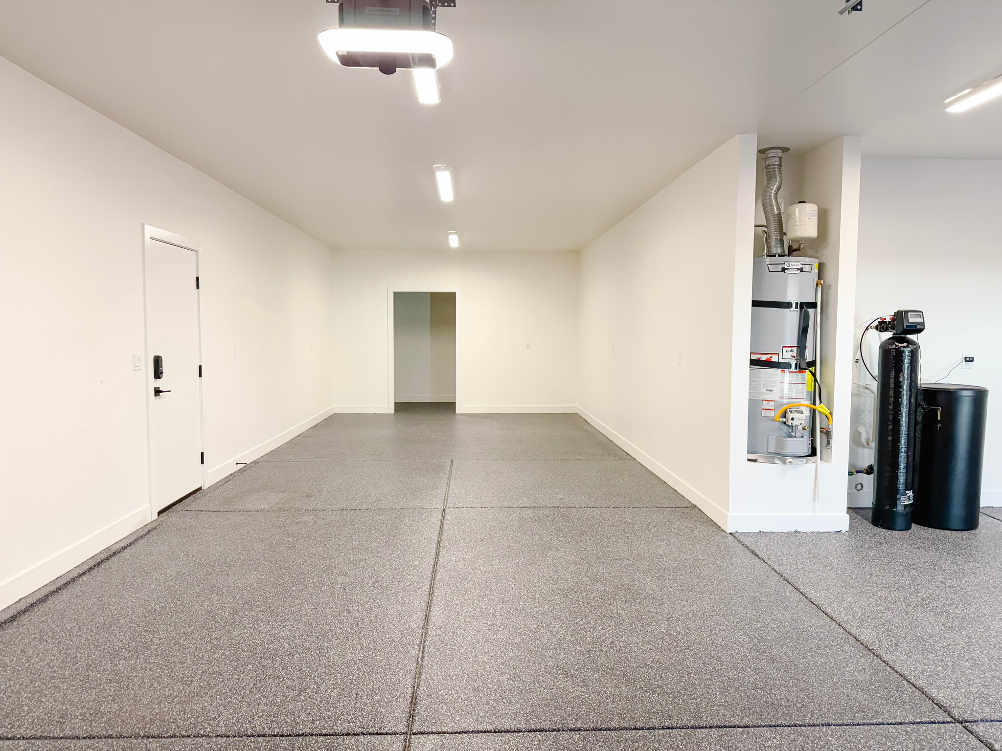 MESA VIEWS AT TRAIL RIDGE ESTATES - Residential