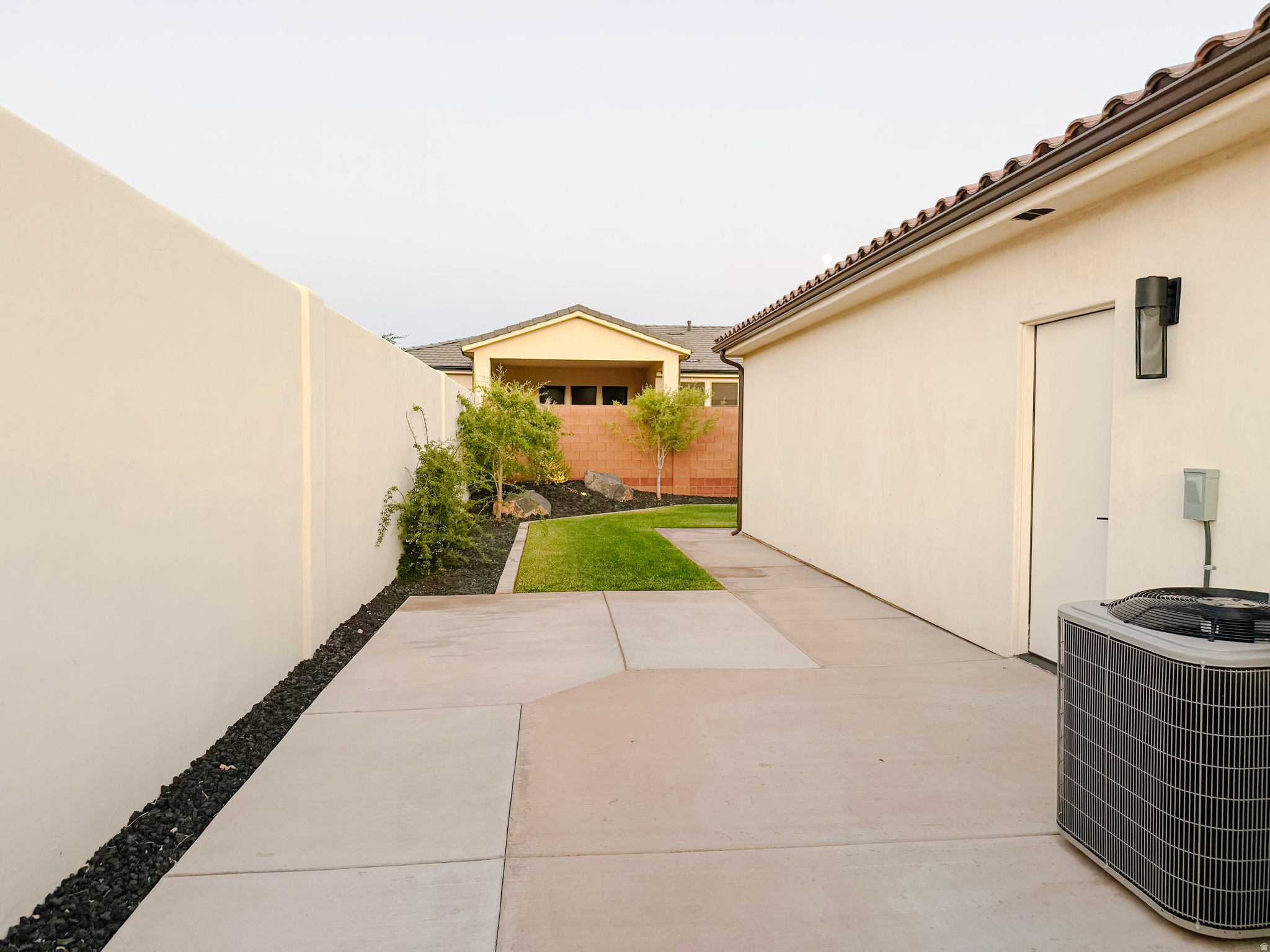 MESA VIEWS AT TRAIL RIDGE ESTATES - Residential