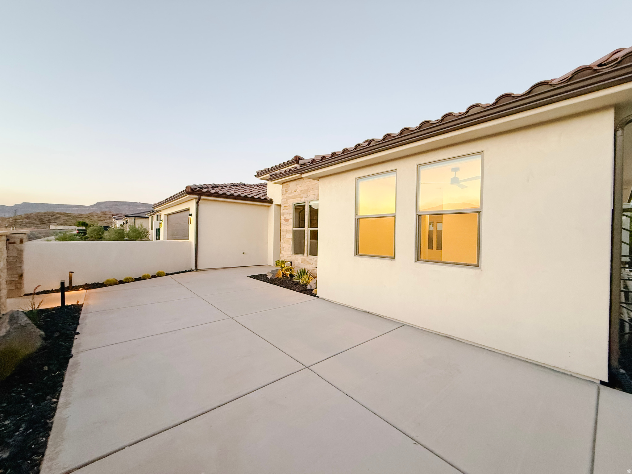 MESA VIEWS AT TRAIL RIDGE ESTATES - Residential