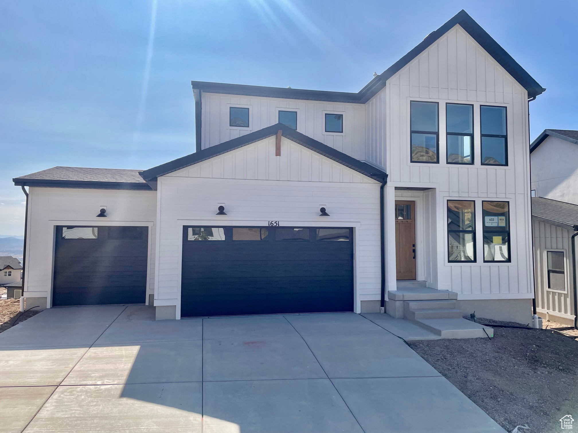 CANYON POINT - Residential