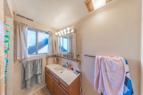 Tiny photo for 75 E MONTICELLO DR S, Kaysville, UT 84037 (MLS # 2127387)