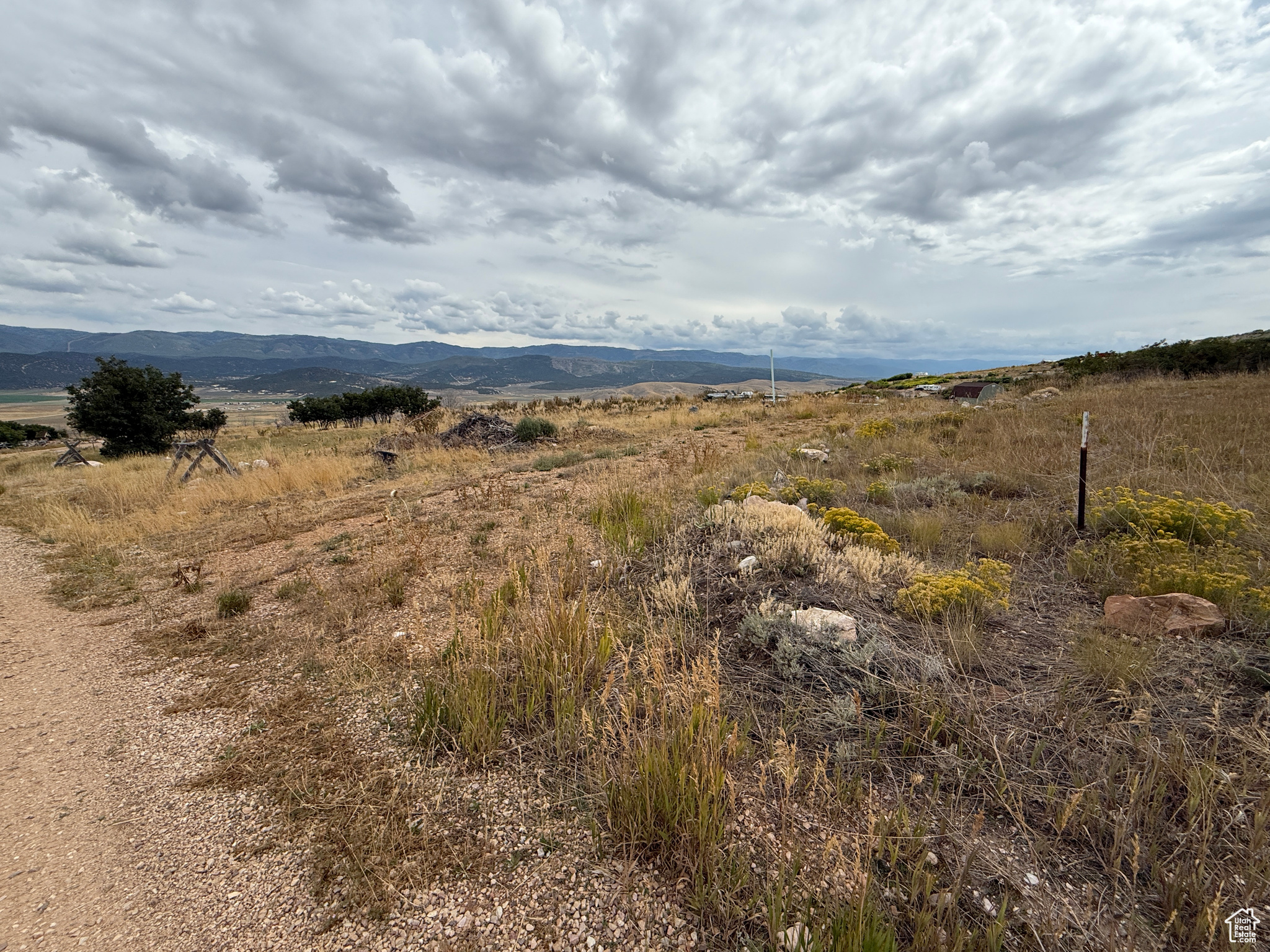 INDIAN RIDGE - Land