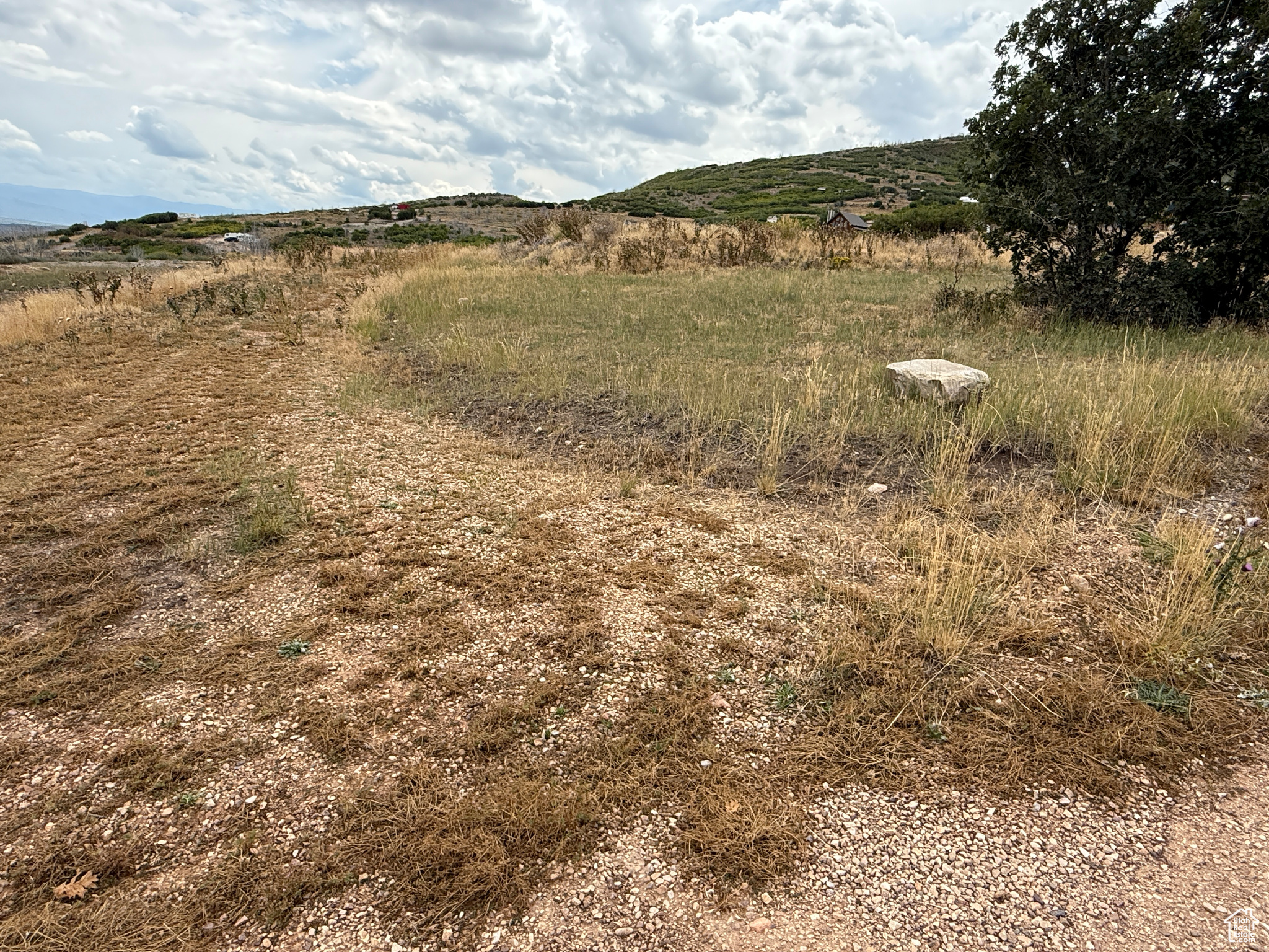 INDIAN RIDGE - Land