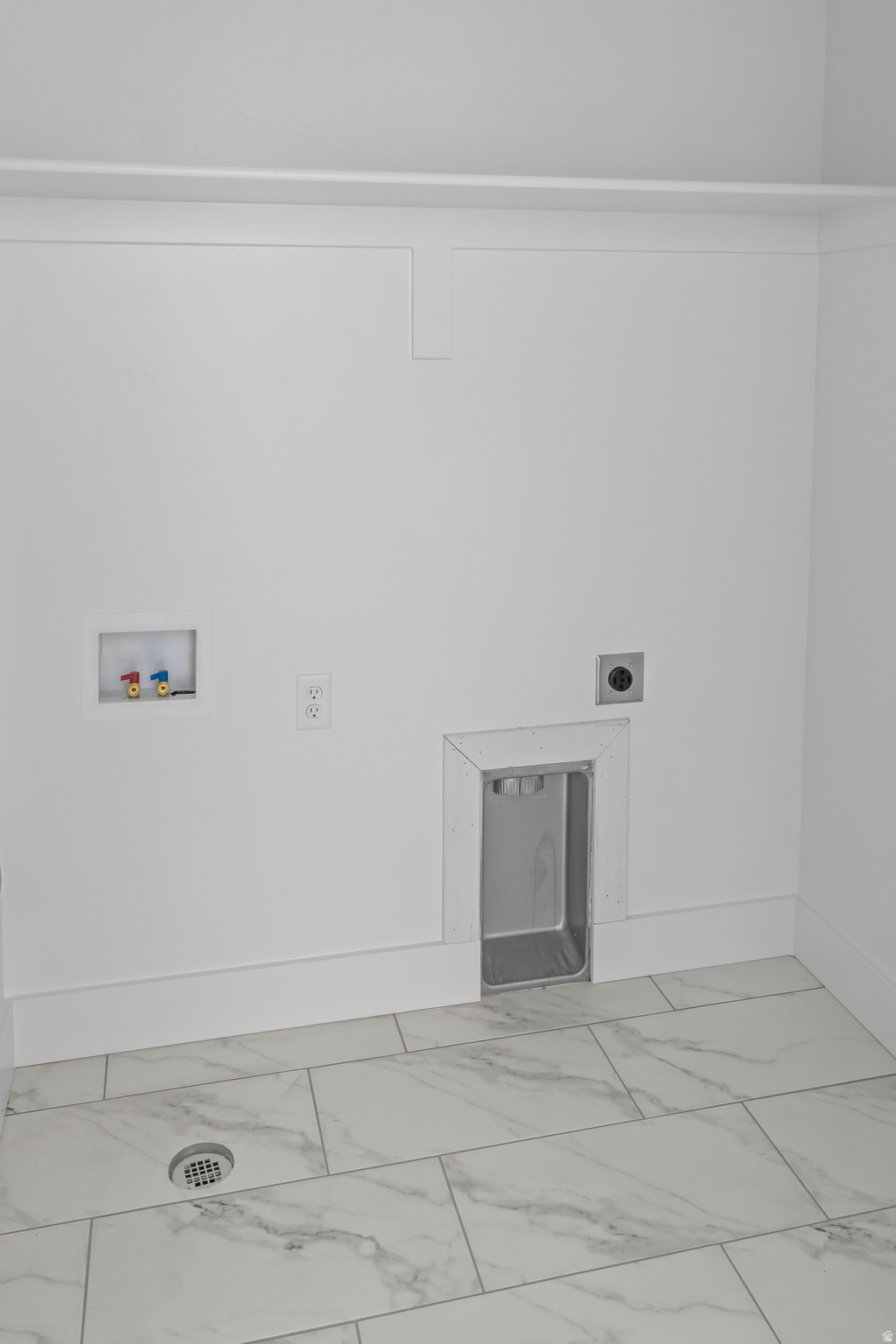 MEADOWS AT HYDE PARK - Residential