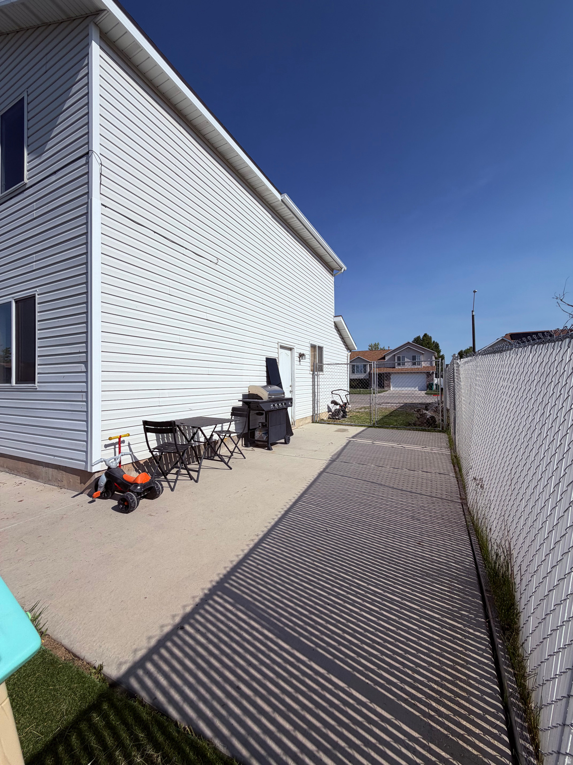CHELLE COVE - Residential