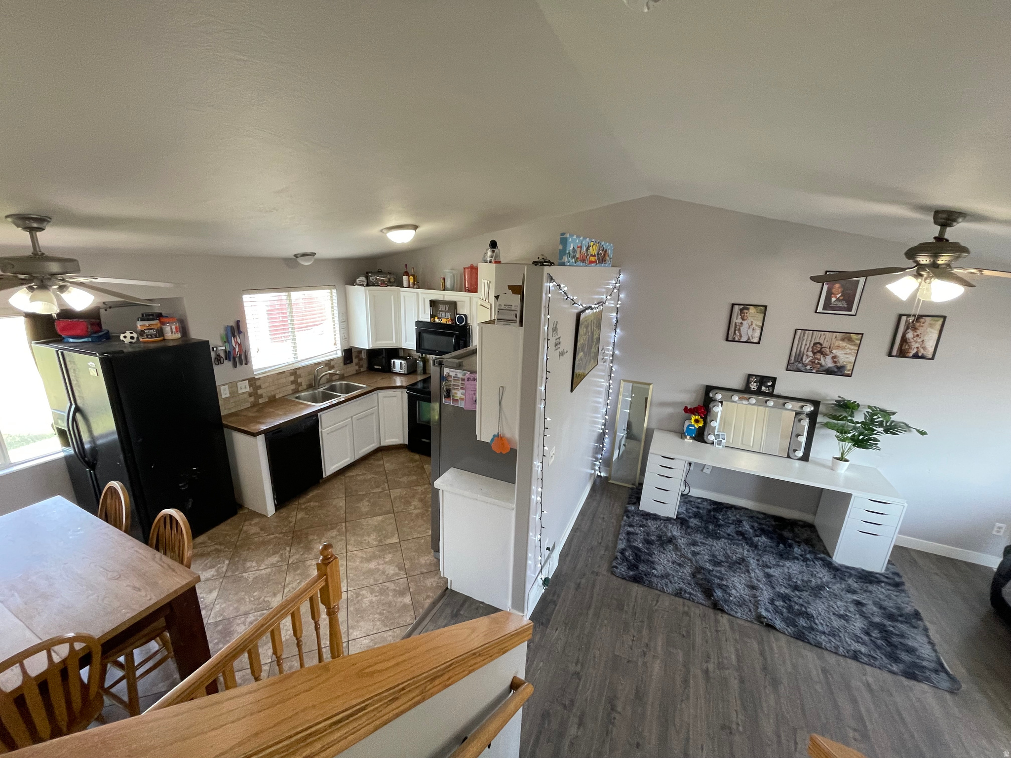 CHELLE COVE - Residential