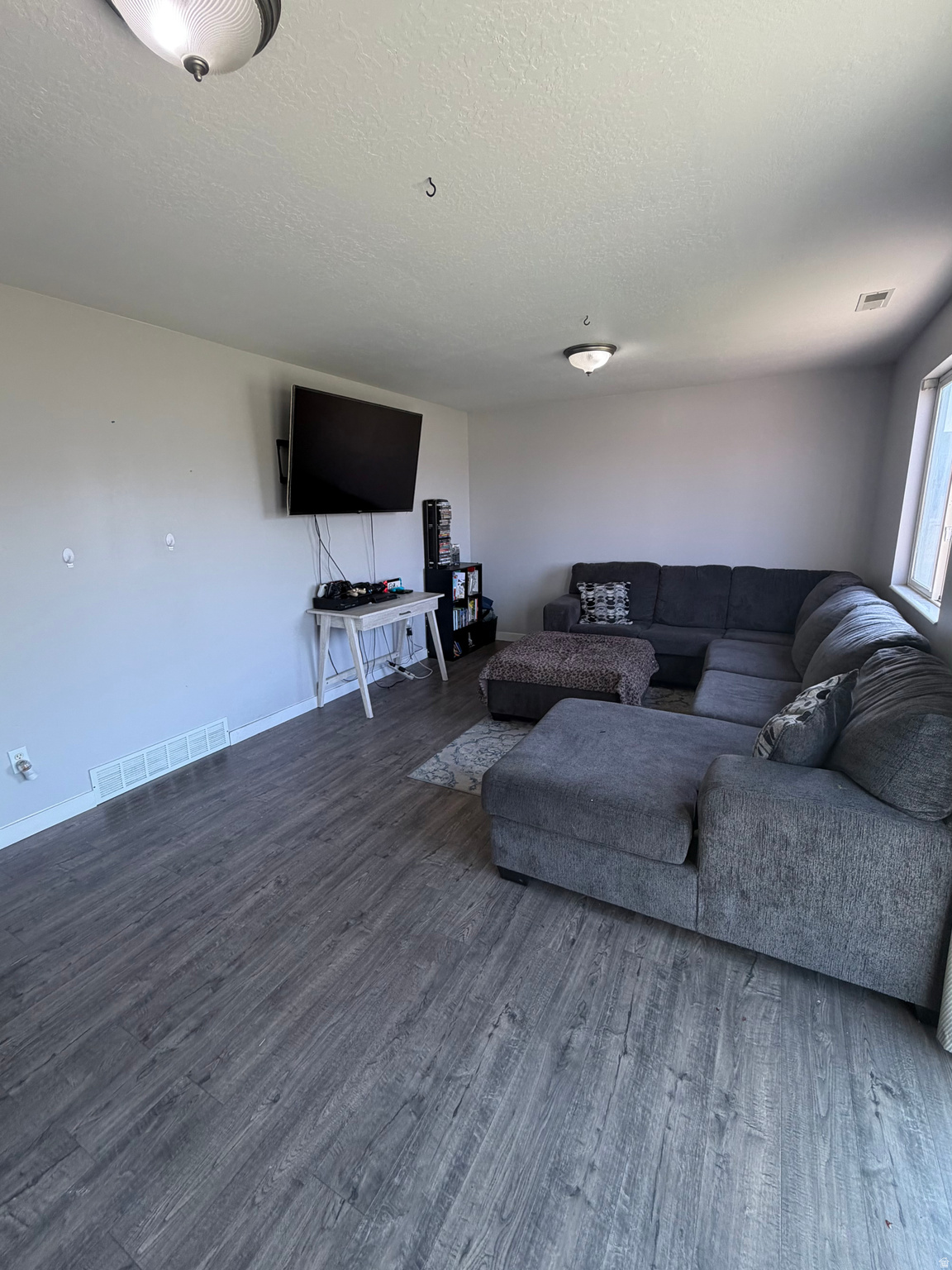 CHELLE COVE - Residential