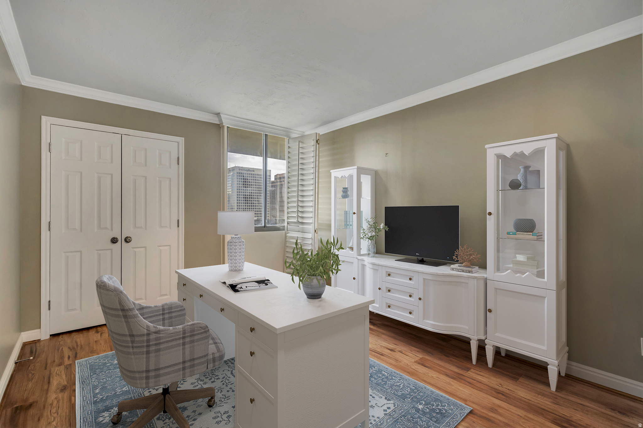 CANYON ROAD TOWERS - Residential