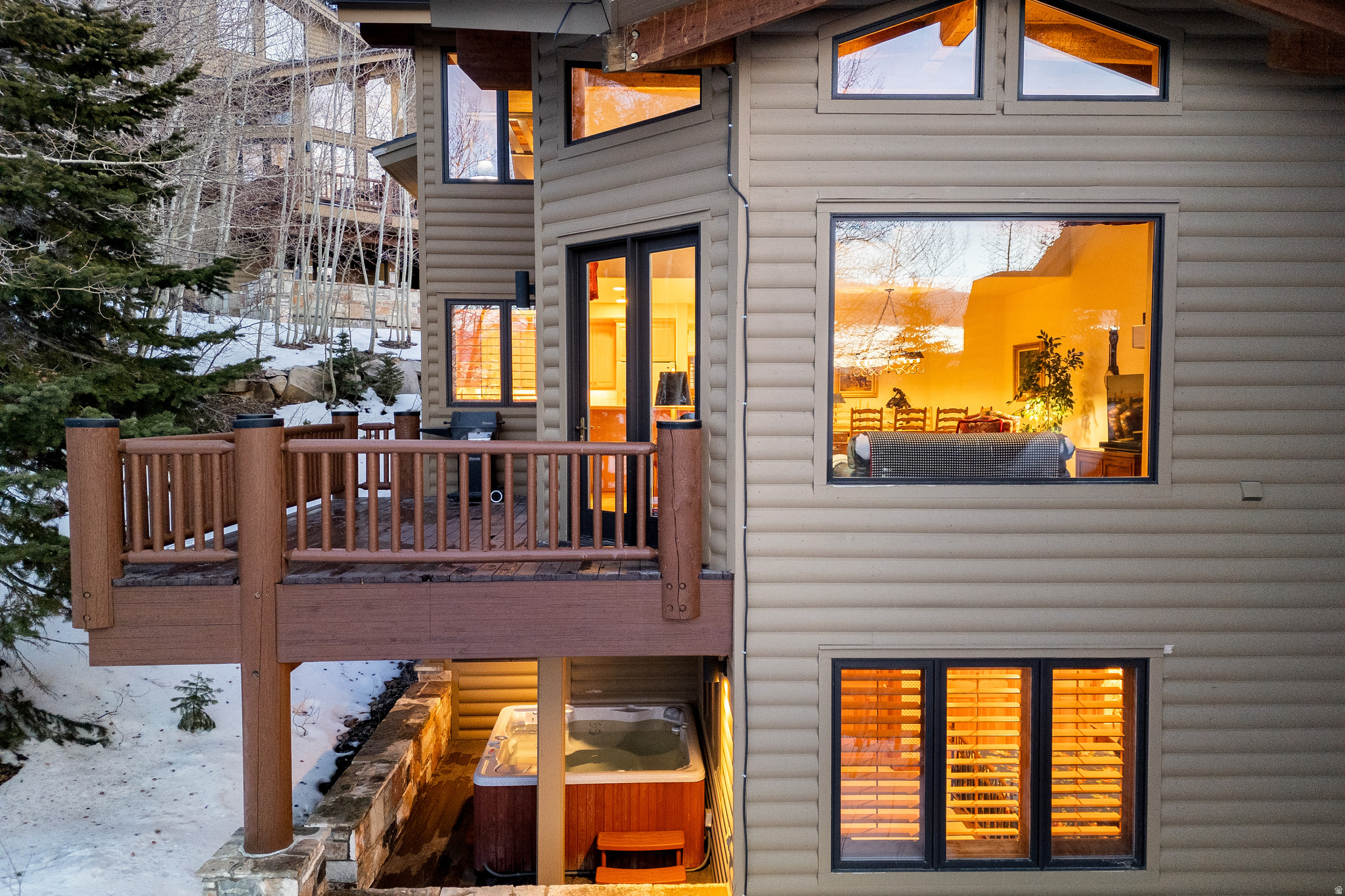 DOUBLE EAGLE AT SILVER LAKE - Residential