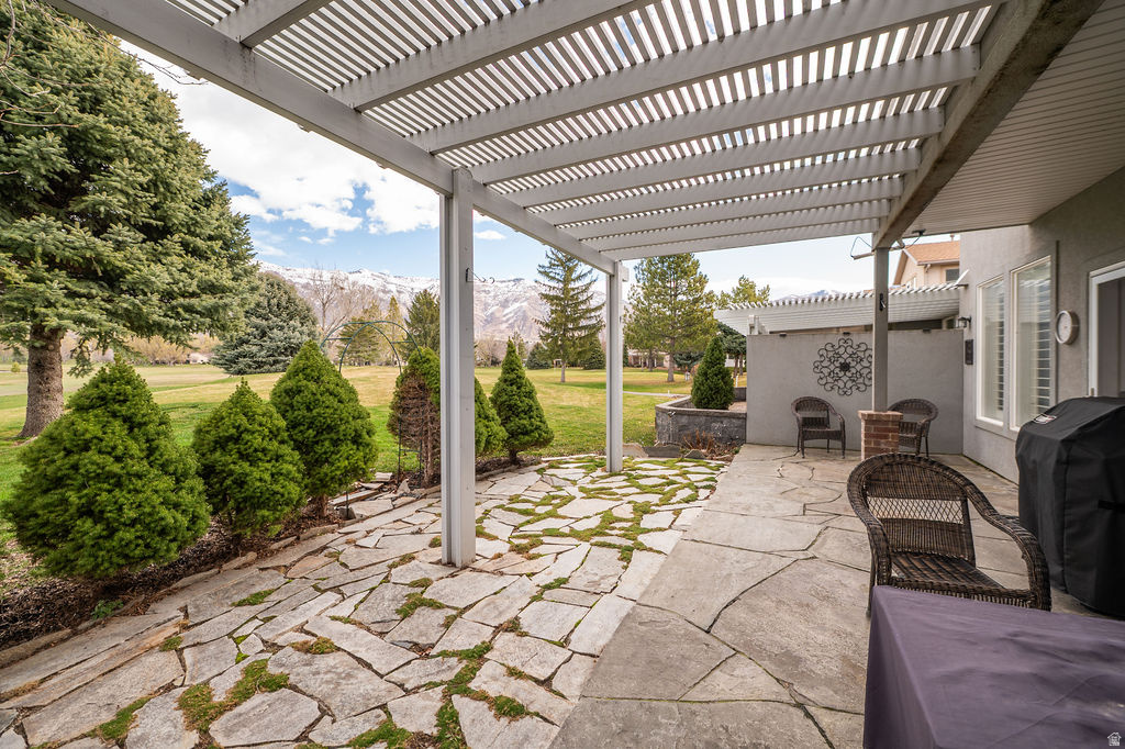 PLEASANT MEADOWS - Residential Income