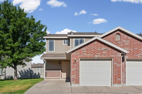 Photo of 652 W 800 N #45, Clinton, UT 84015 (MLS # 2166418)