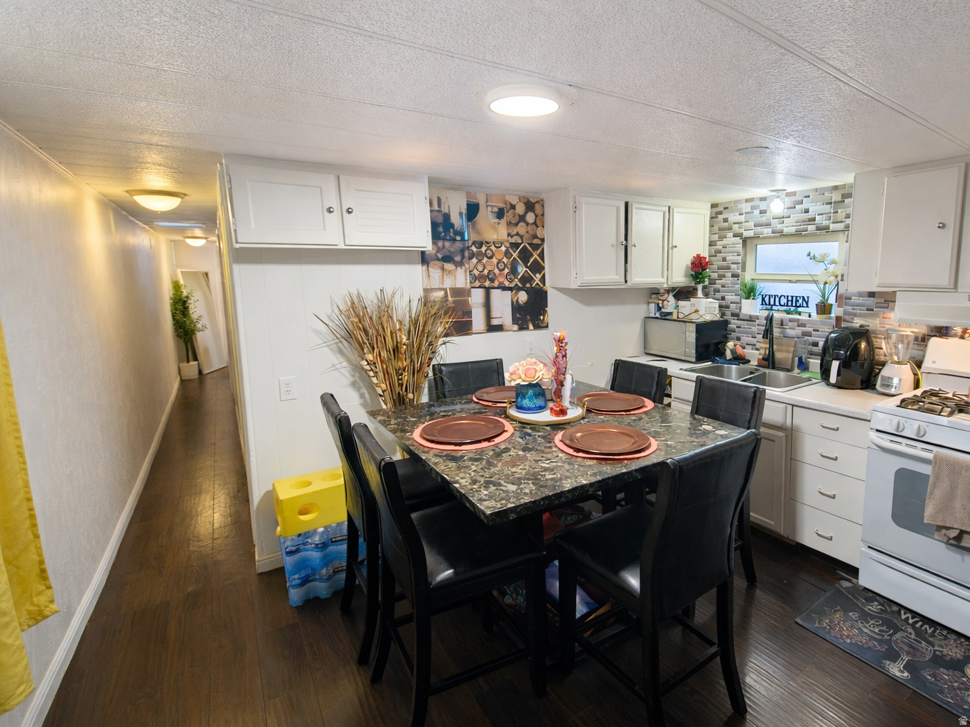 SANDY MOBILE PARK - Residential