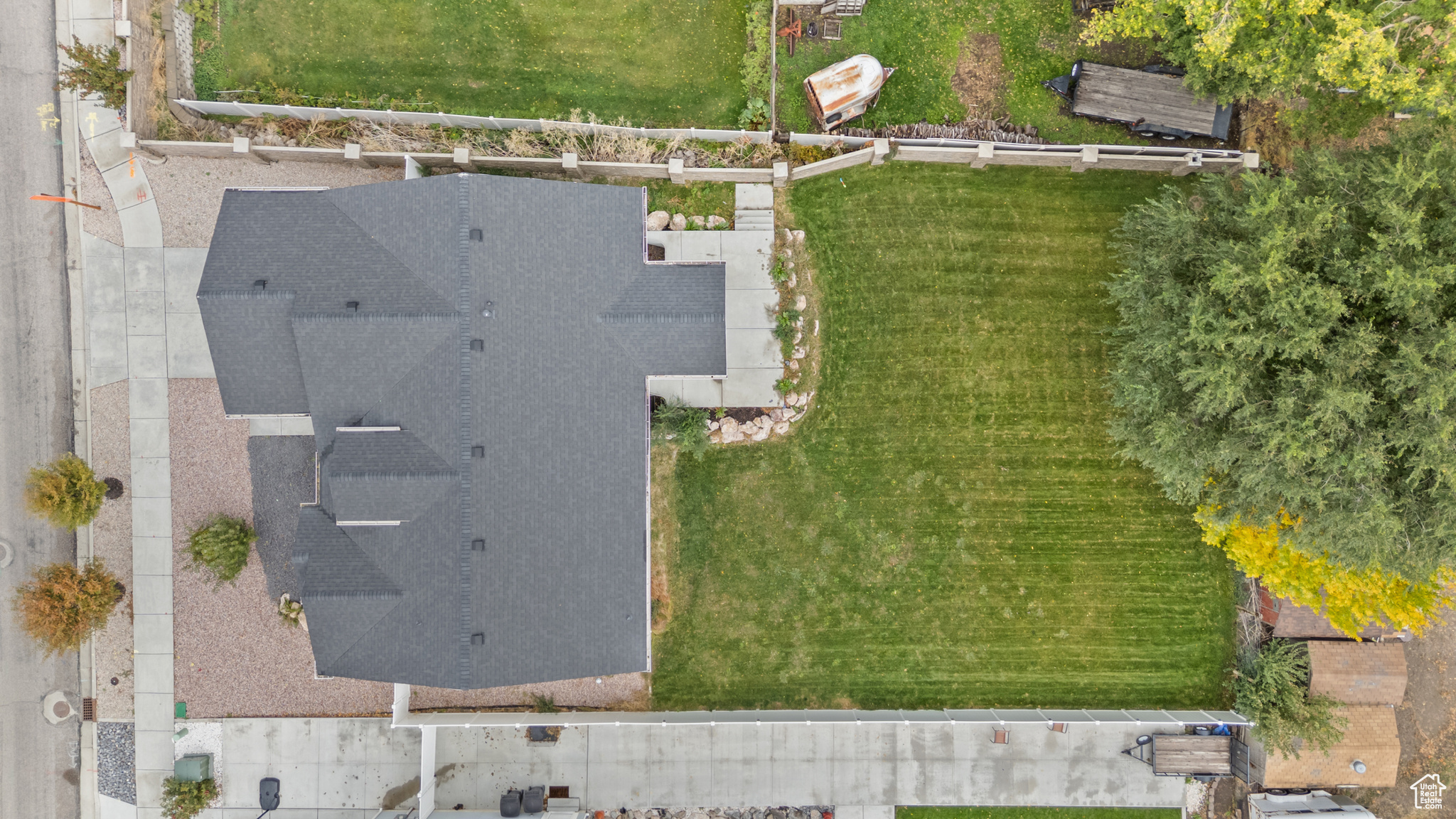 DEER RUN AT WILLAD BAY - Residential