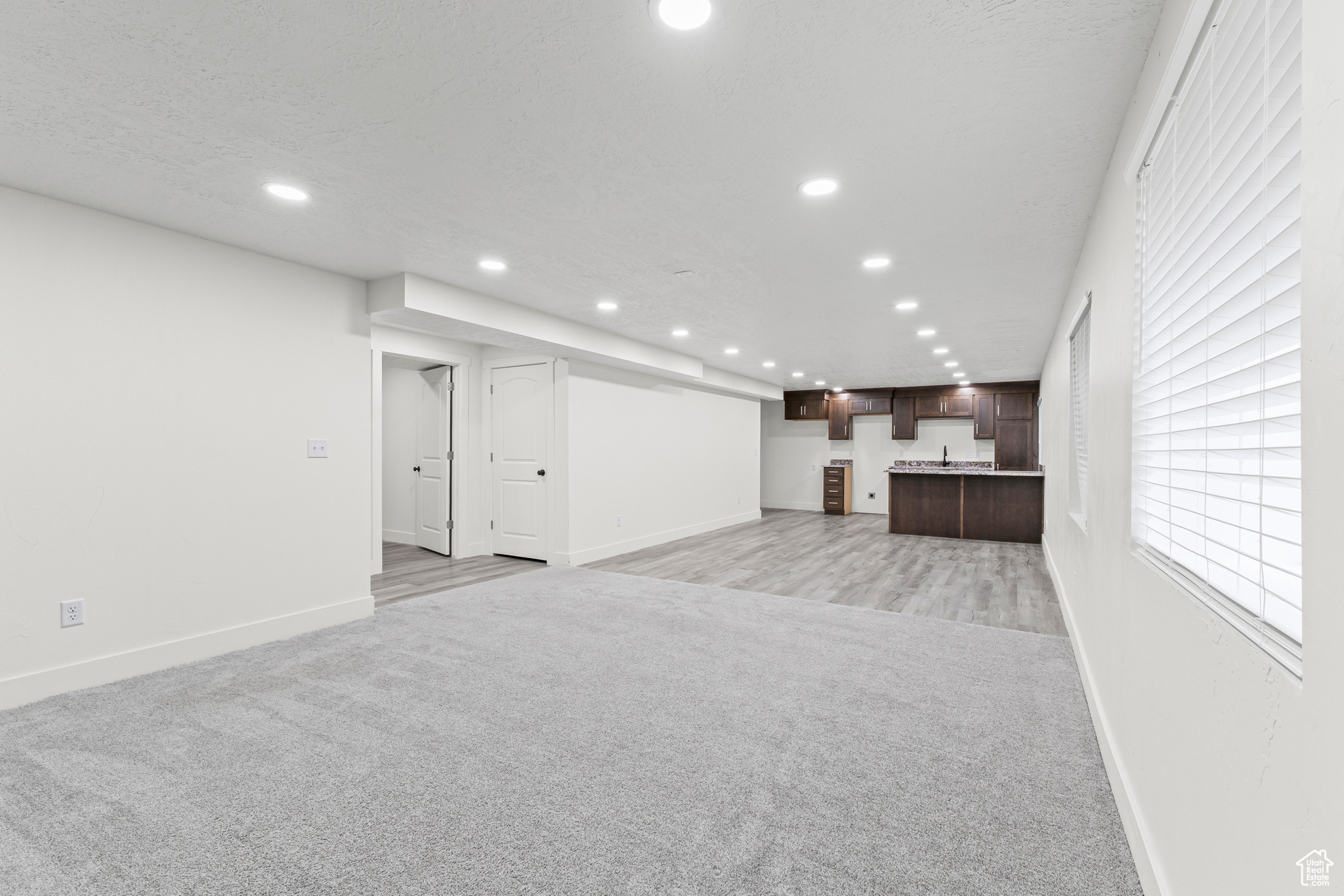 DEER RUN AT WILLAD BAY - Residential