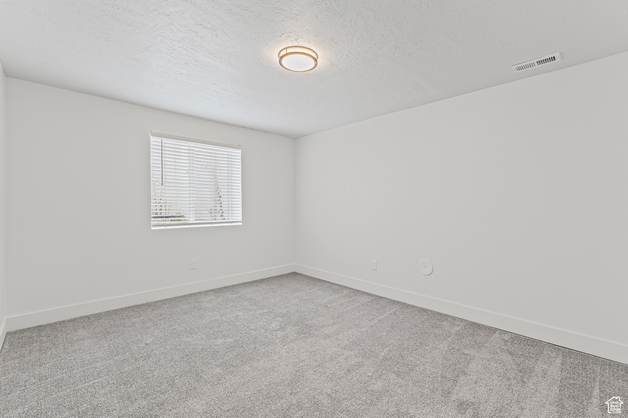 DEER RUN AT WILLAD BAY - Residential