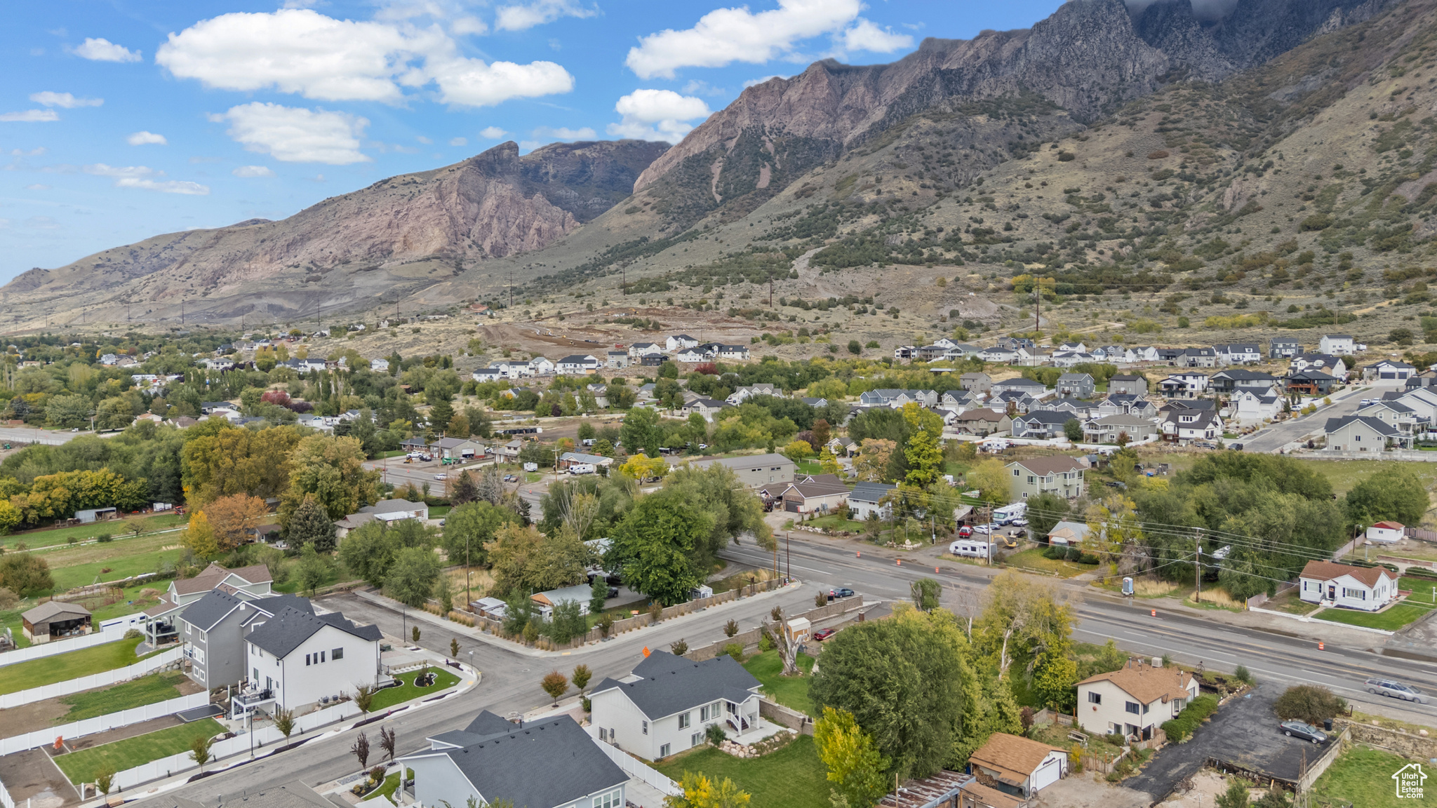DEER RUN AT WILLAD BAY - Residential