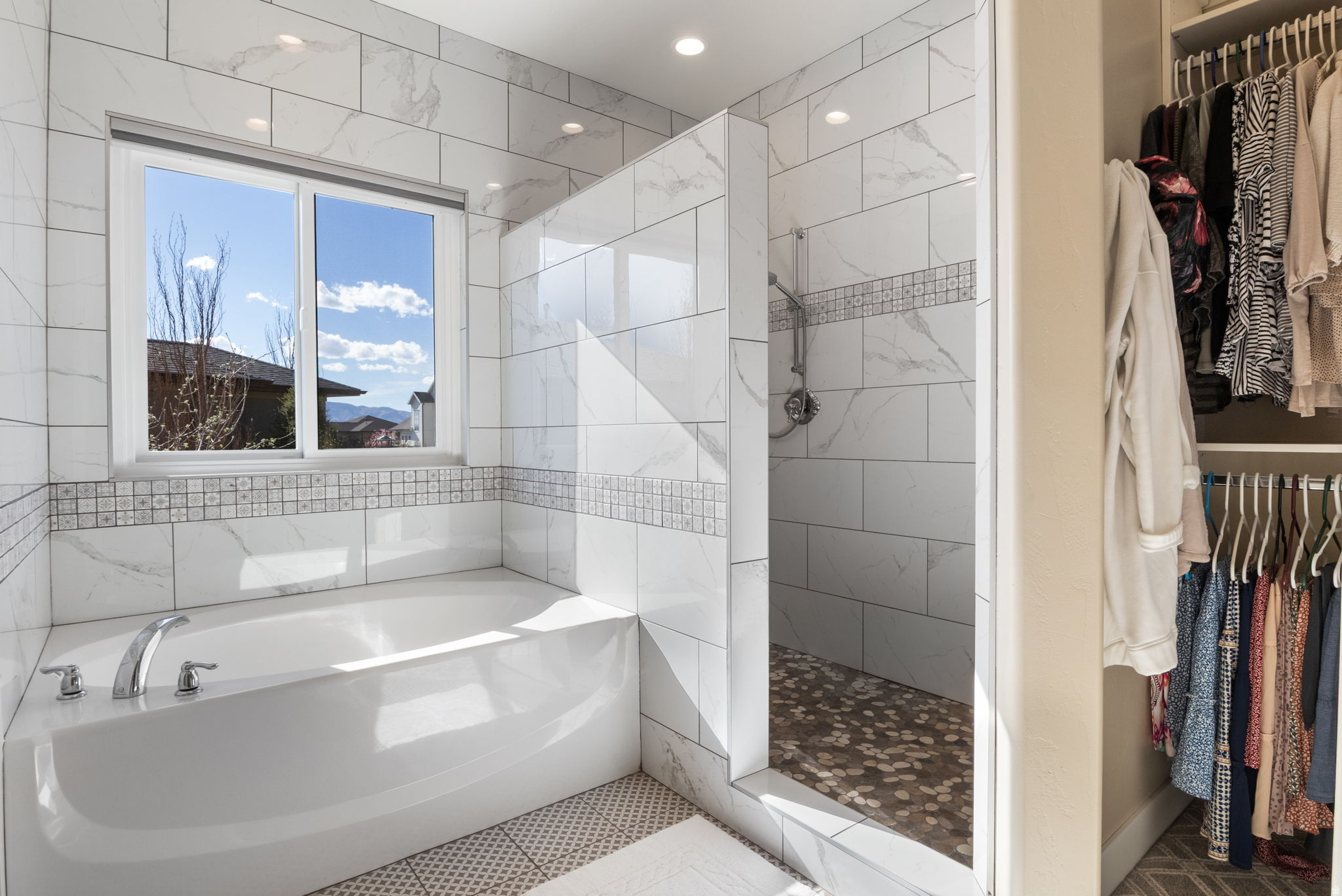 SLEEPY RIDGE - Residential