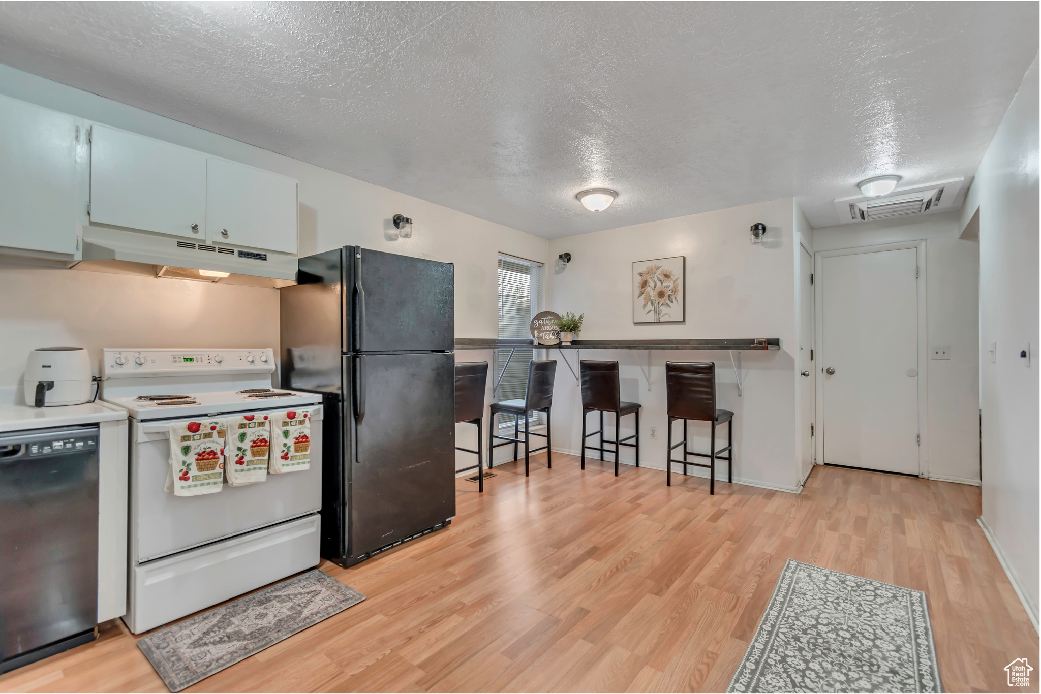 FRENCH COURT CONDOMINIUMS - Residential