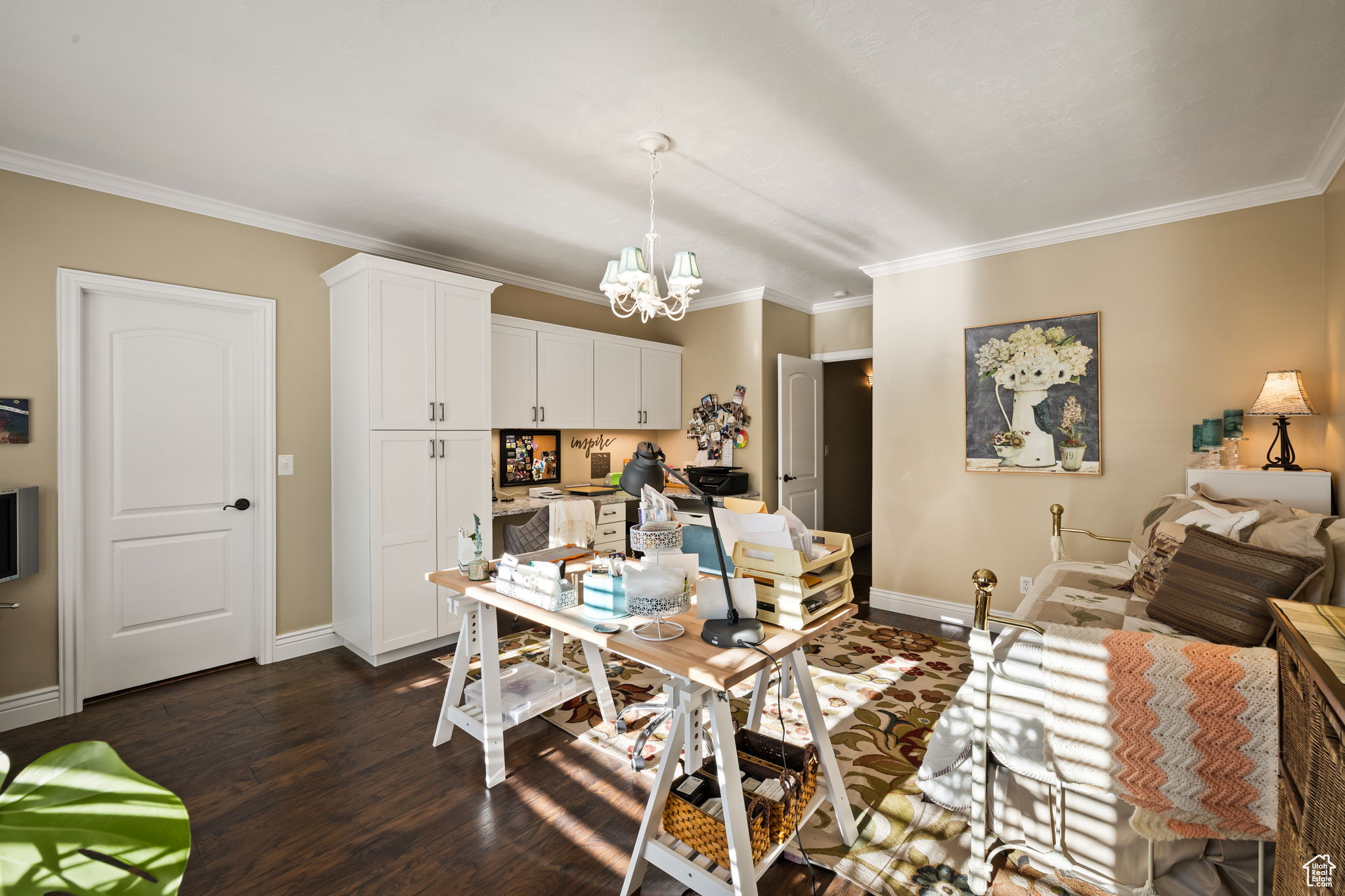 DORCHESTER POINTE - Residential