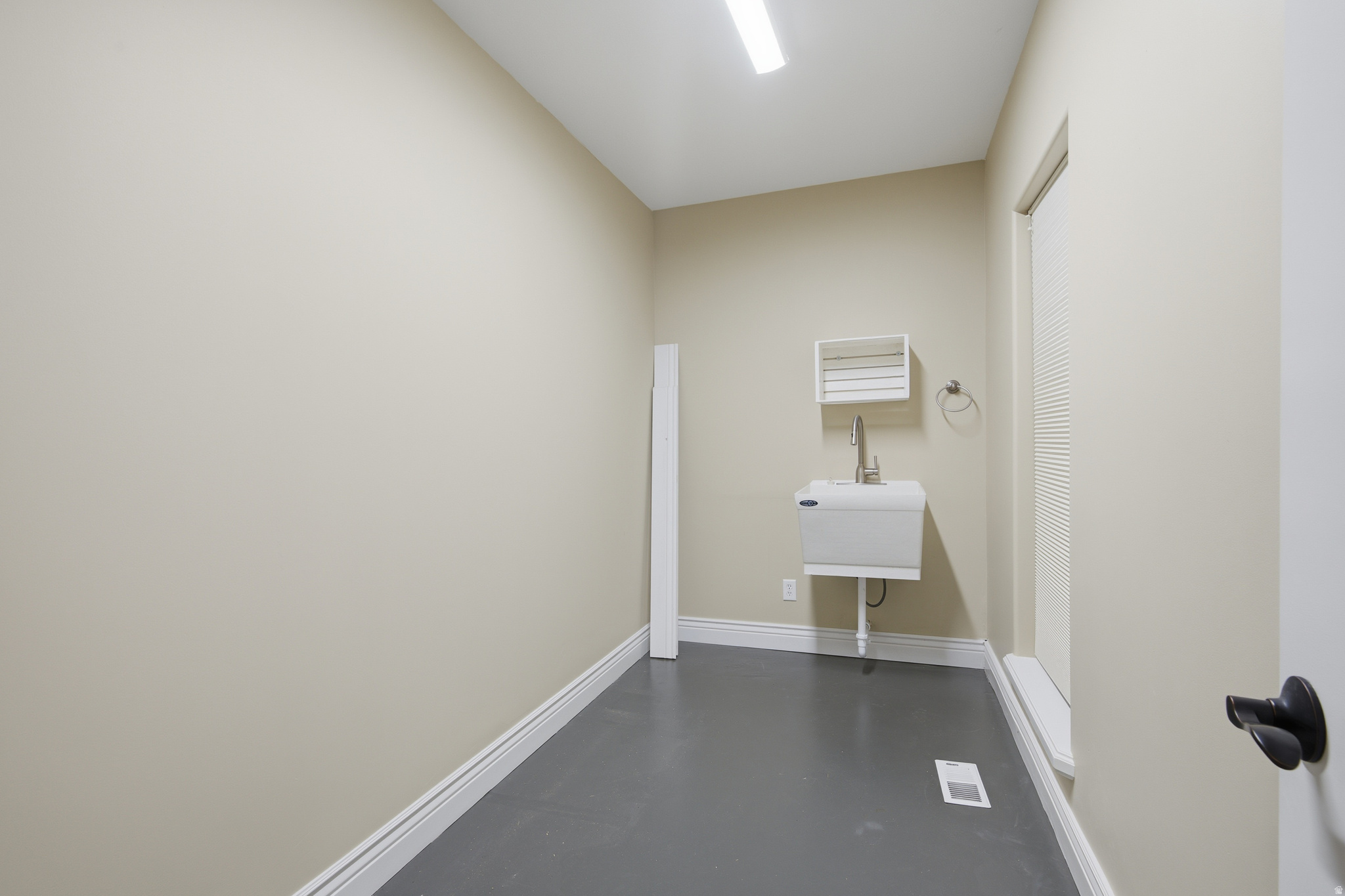 DORCHESTER POINTE - Residential