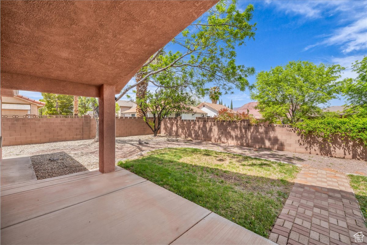 3166 Canyon View Dr, Santa Clara, Utah image 2