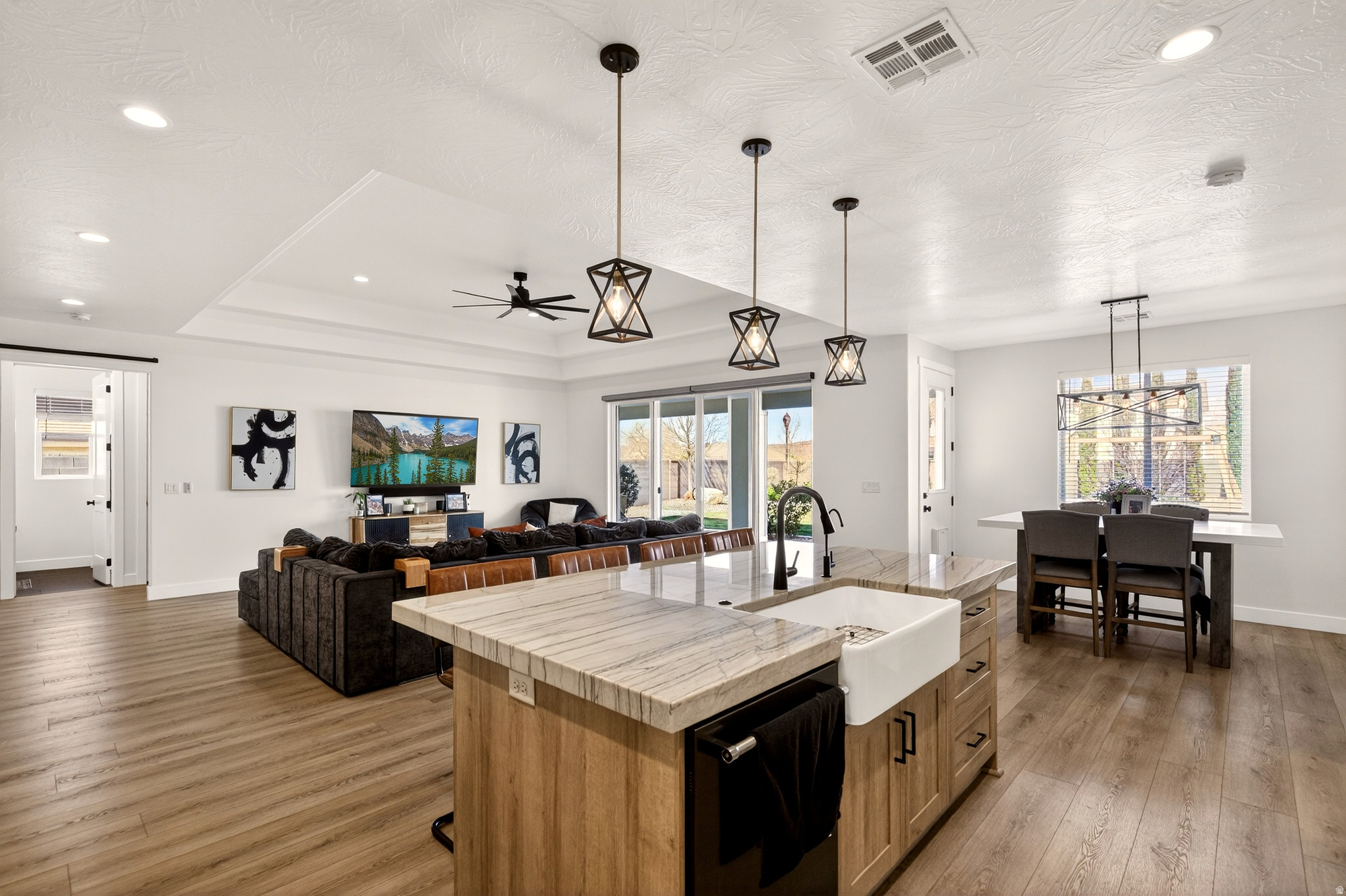 RUSTED HILLS PH 6 - Residential