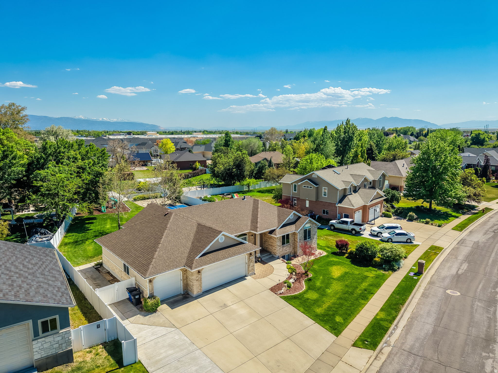 FLINT MEADOWS SUBDIV - Residential