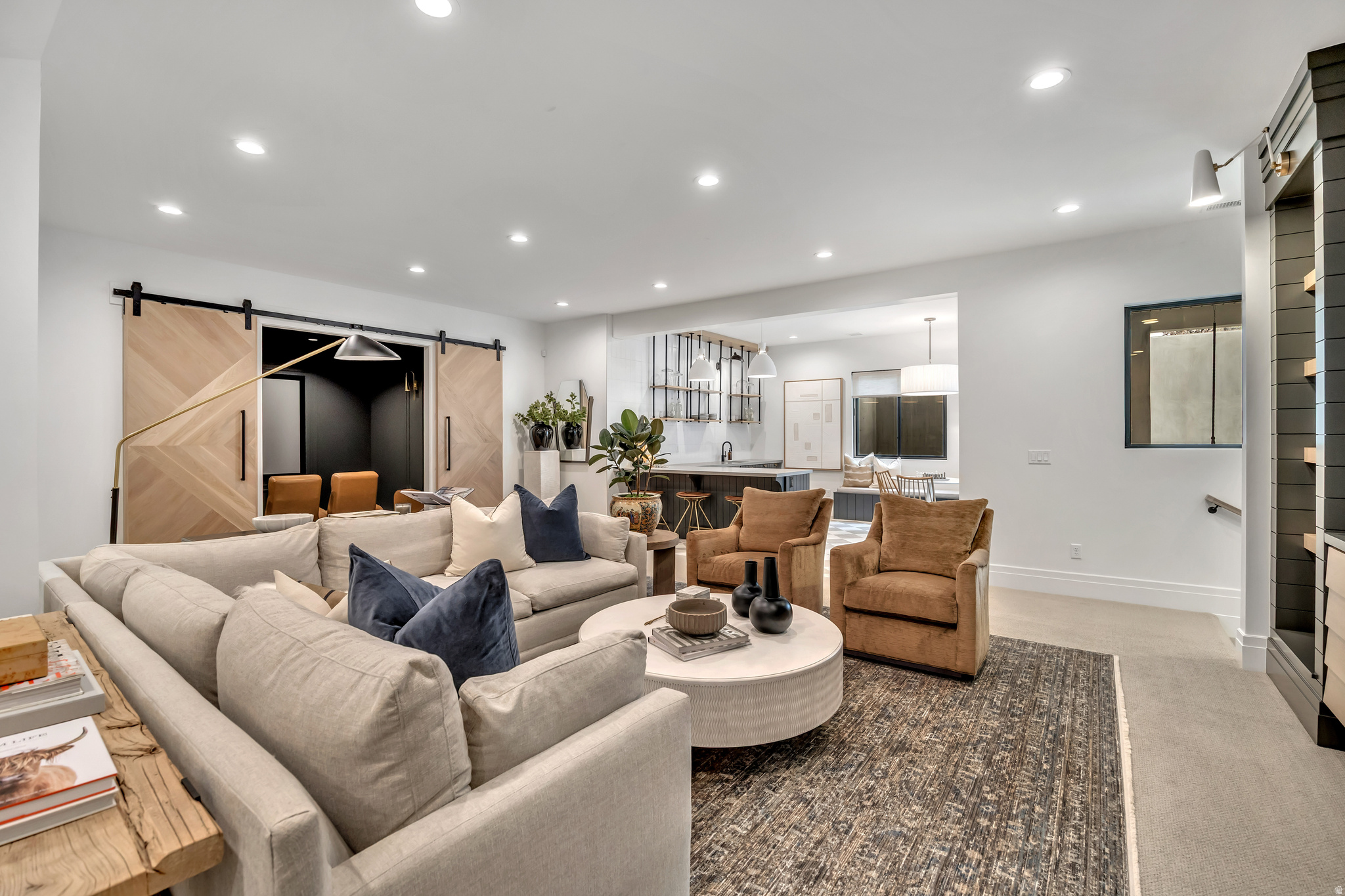 NORTH POINT VIEW - Residential