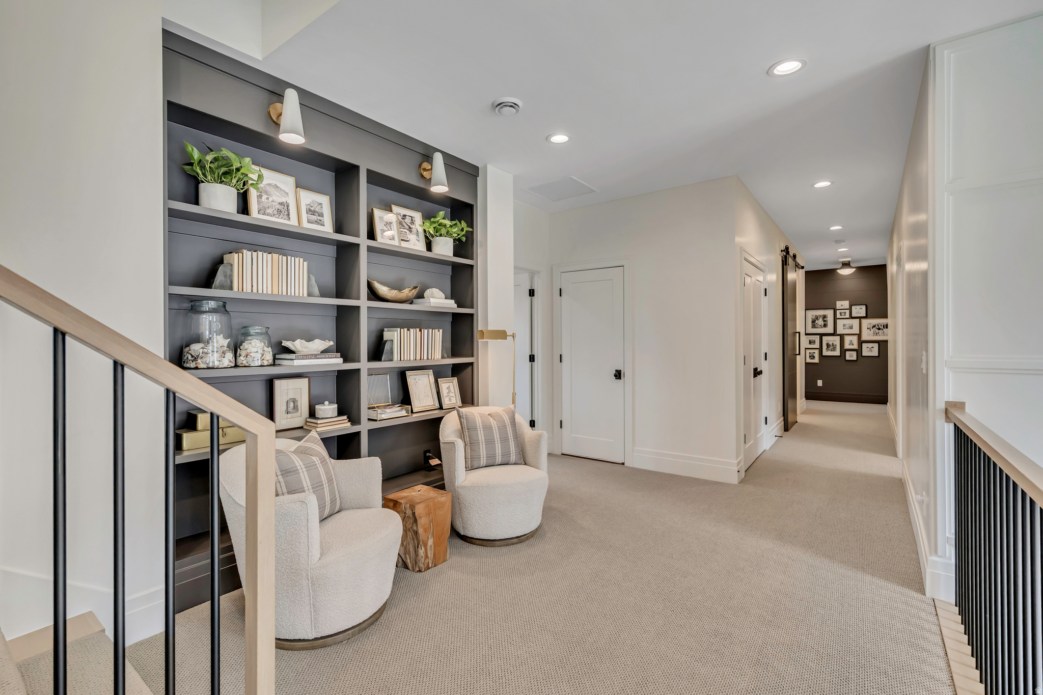 NORTH POINT VIEW - Residential