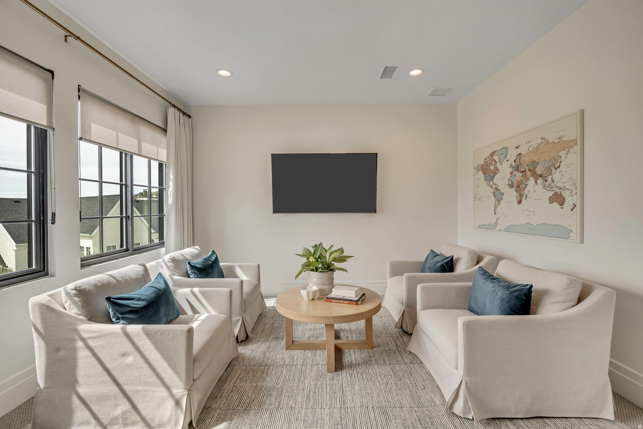 NORTH POINT VIEW - Residential