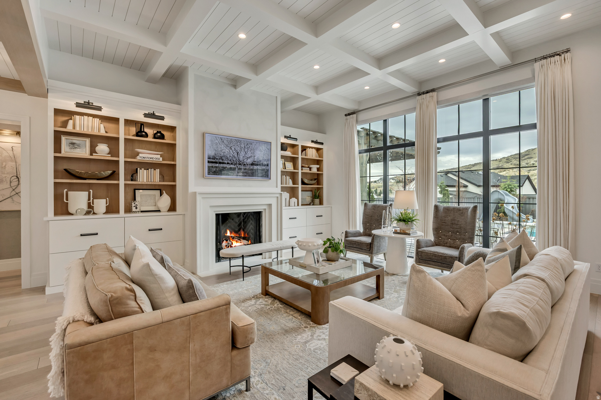 NORTH POINT VIEW - Residential