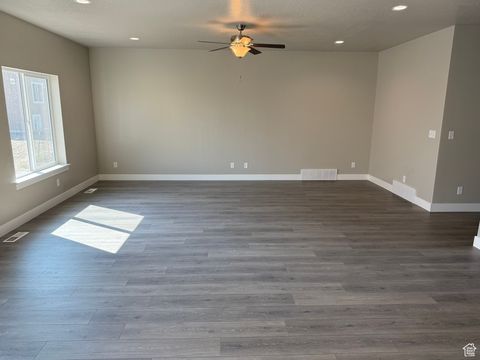 Tiny photo for 468 N 460 E #LOT 7, Salem, UT 84653 (MLS # 2108188)